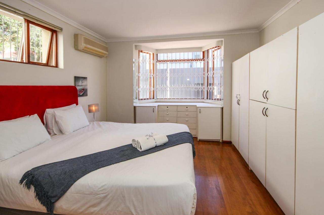 Holiday Home In Sea Point, Fresnaye Kapské Město Exteriér fotografie